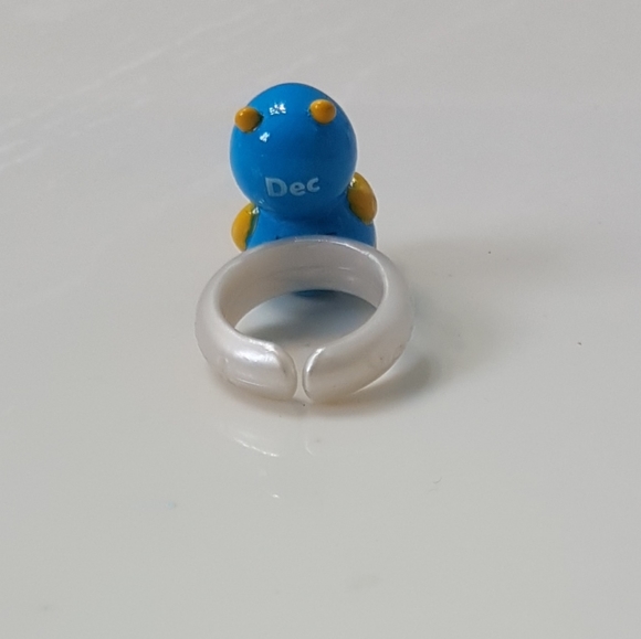 Pooh Birthstone Ring - Picture 3 of 3